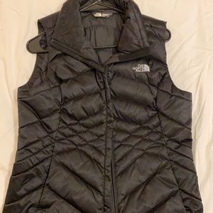 Women’s North Face vest